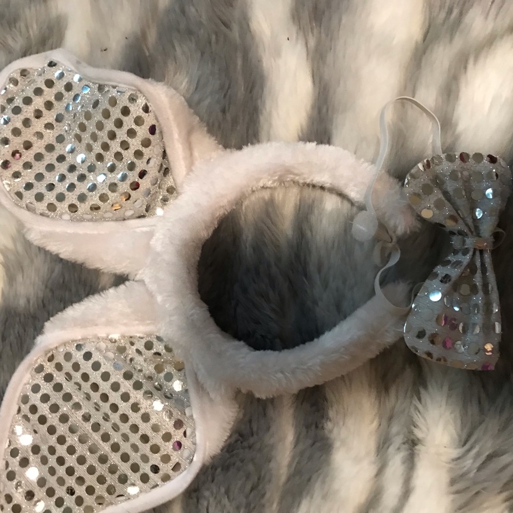 Bunny ears